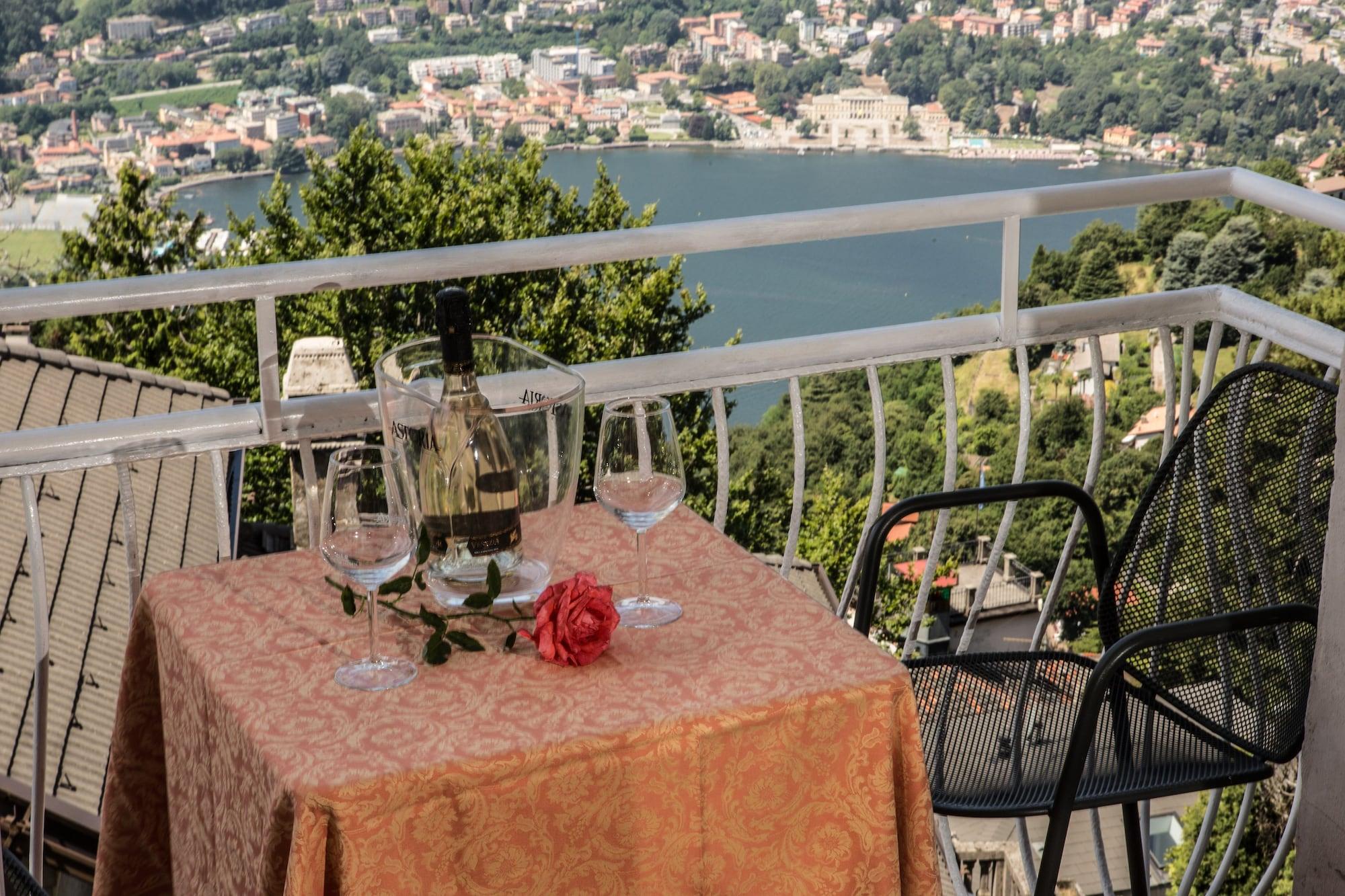 Hotel Vista Lago Brunate Exterior foto
