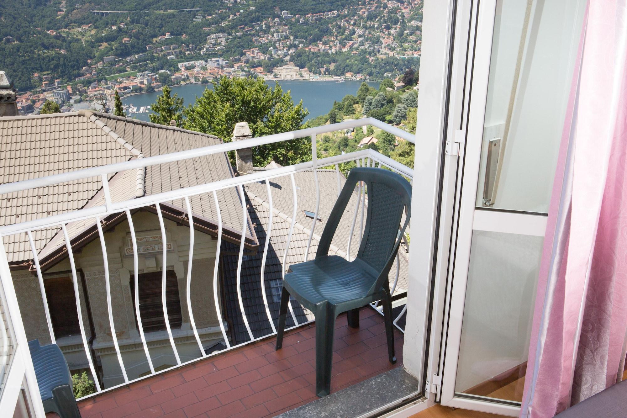 Hotel Vista Lago Brunate Exterior foto