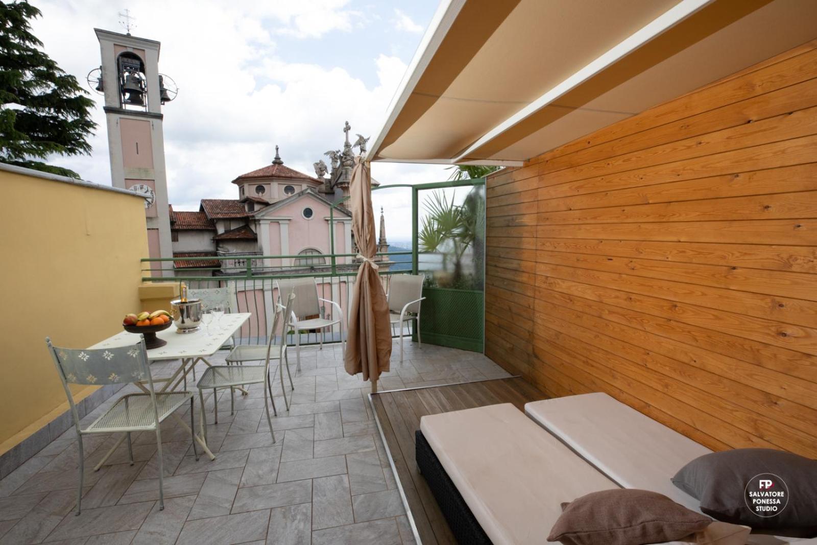 Hotel Vista Lago Brunate Exterior foto