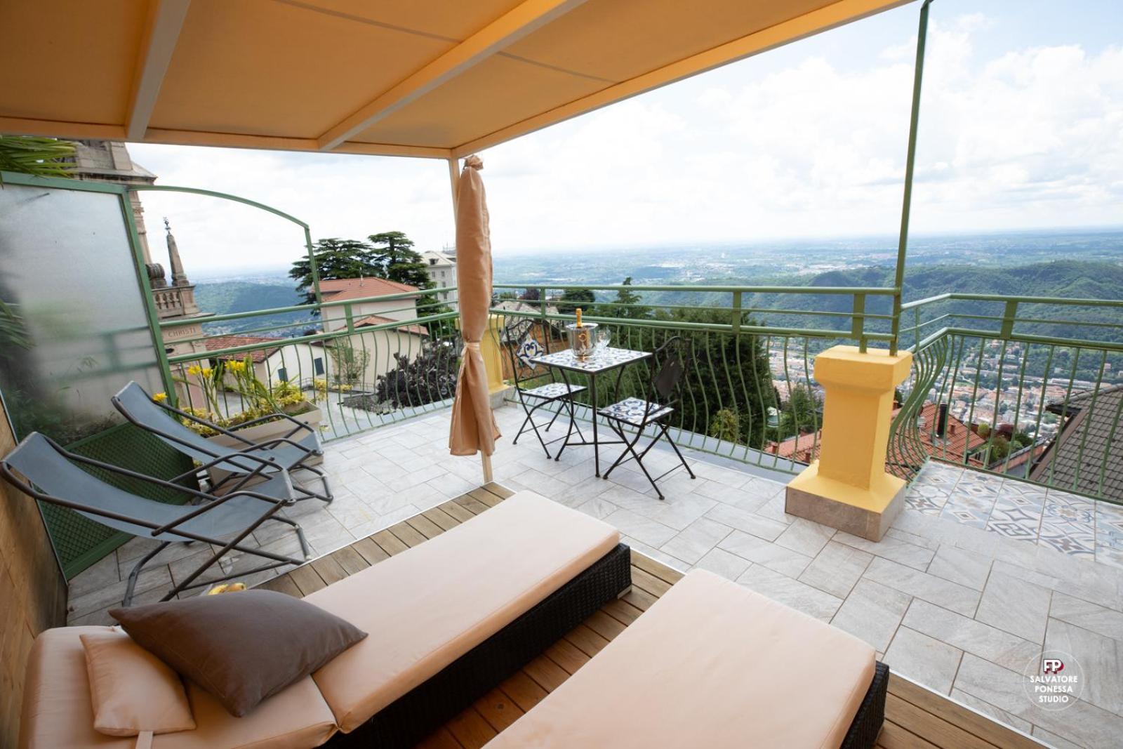 Hotel Vista Lago Brunate Exterior foto
